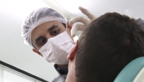 Profissionais acompanham pessoas que perderam tecidos na face (Imagem: Gutiérrez Réges/UFCTV)